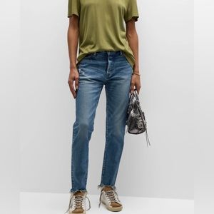 Moussy Vintage mid rise tapered.